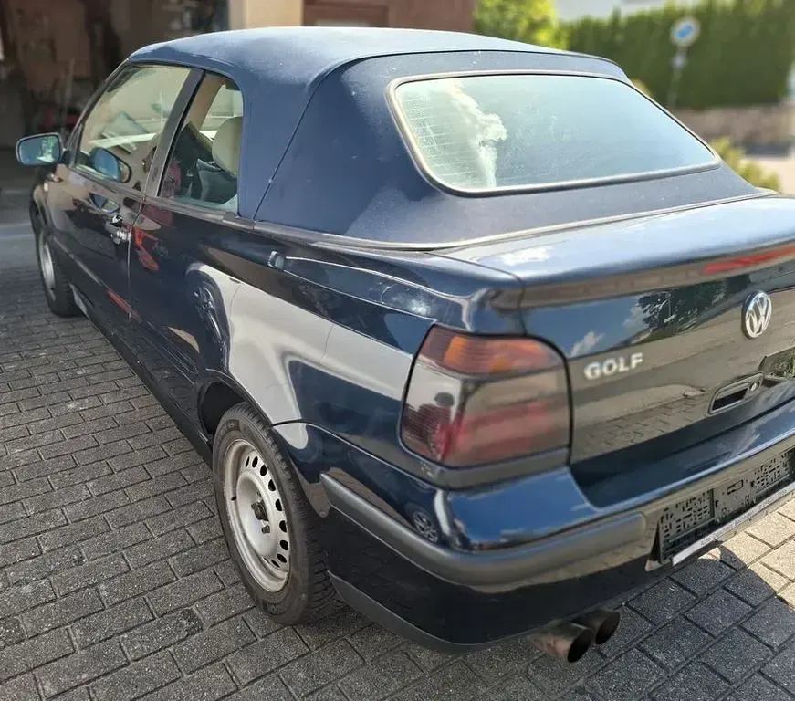 Gebraucht VW Golf 116 PS (85 kW) 2001 Blau Cabrio