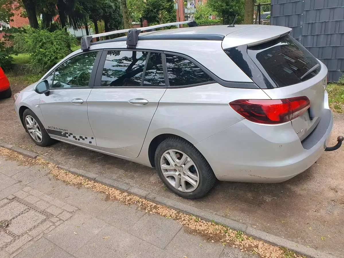 Gebraucht Opel Astra 110 PS (80 kW) 2016 Silber Kombi
