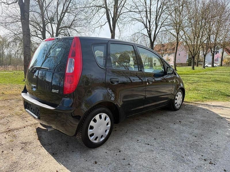 Gebraucht Mitsubishi Colt 75 PS (55 kW) 2005 Schwarz Kleinwagen