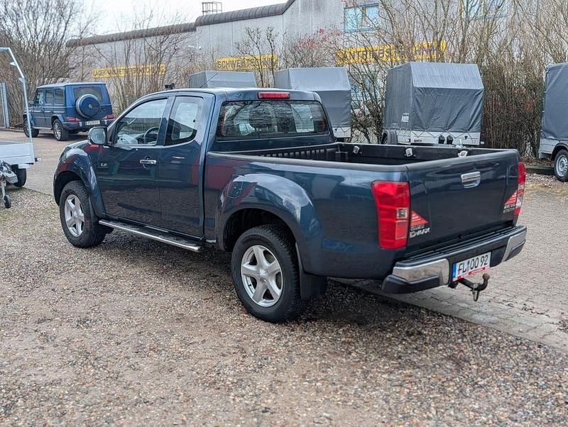Gebraucht Isuzu D-Max 163 PS (119 kW) 2013 Blau SUV