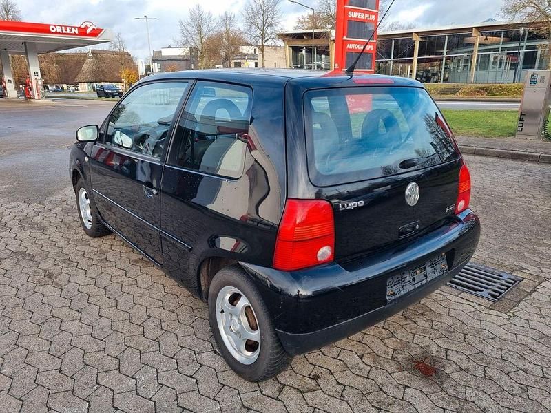 Gebraucht VW Lupo Basis 50 PS (36 kW) 2003 Schwarz Kleinwagen