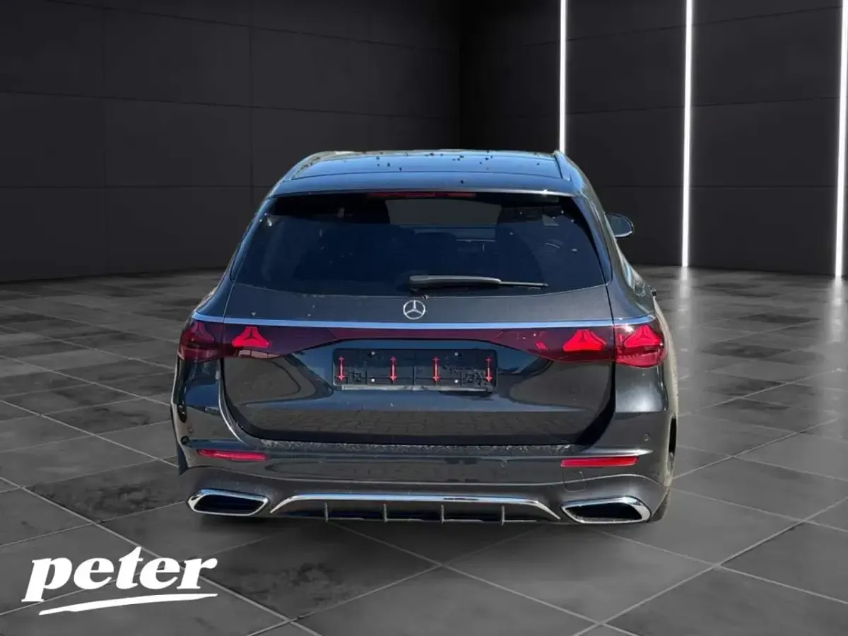 Gebraucht Mercedes E450 AMG 367 PS (269 kW) 2025 Metalliclack graphitgrau Kombi