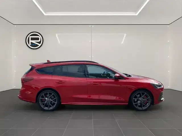 Gebraucht Ford Focus ST 280 PS (205 kW) 2024 Rot Kombi