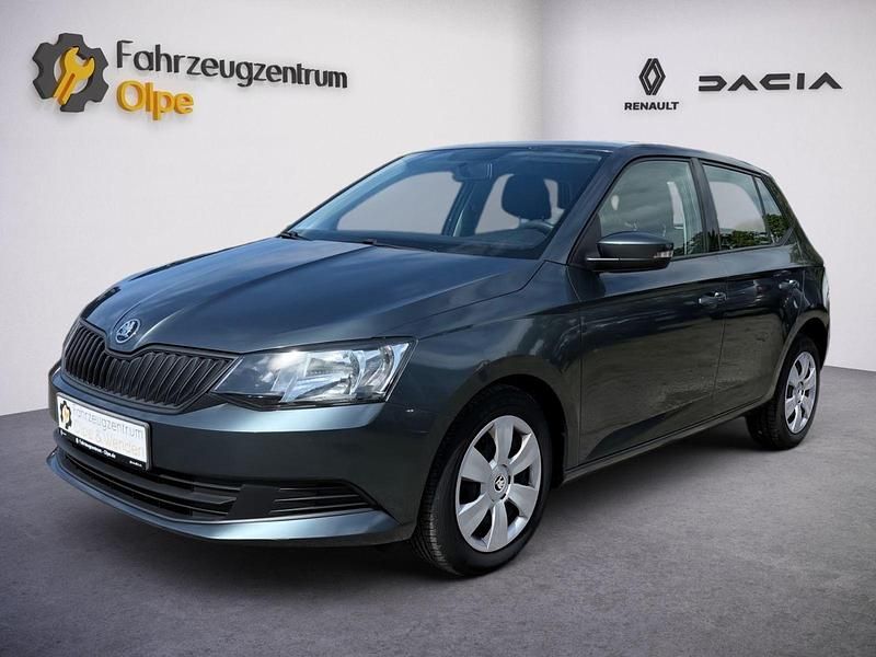 Grau Gebraucht 2016 Skoda Fabia Cool Edition Limousine | 6.590 € (Fairer Preis) - Bild 1/4
