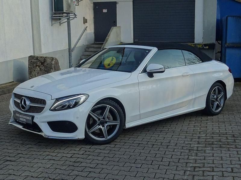 Weiß Gebraucht 2018 Mercedes C220 AMG line Cabrio | 30.999 € (Fairer Preis) - Bild 1/4