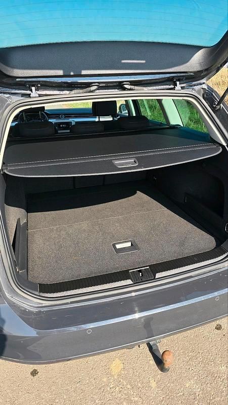 Gebraucht VW Passat 150 PS (110 kW) 2016 Grau Kombi