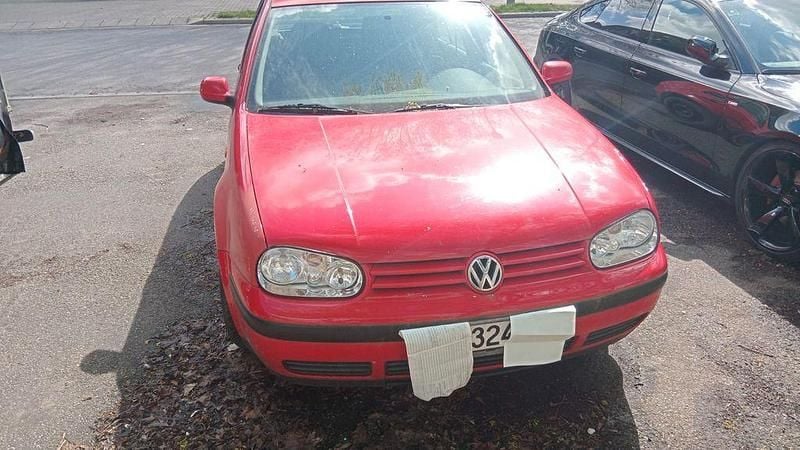 Gebraucht VW Golf IV Comfortline 75 PS (55 kW) 2001 Rot Limousine