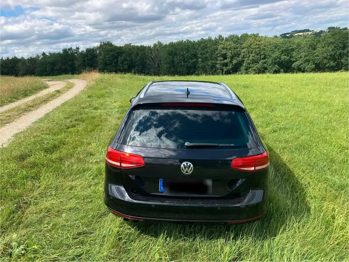 Gebraucht VW Passat Comfortline 190 PS (139 kW) 2015 Schwarz Kombi