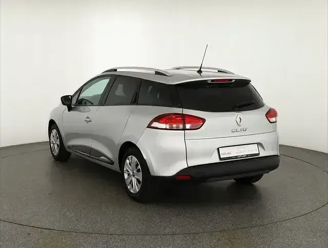 Gebraucht Renault Clio LIMITED 90 PS (66 kW) 2019 Silber Limousine