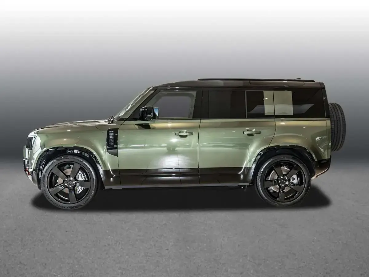 Neu Land Rover Defender HSE Dynamic 349 PS (256 kW) 2026 Grün SUV