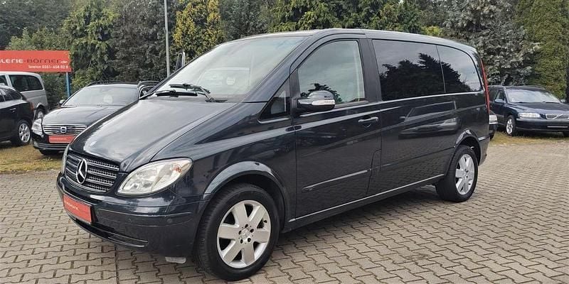 Schwarz Gebraucht 2008 Mercedes Viano Van / Kleinbus | 15.490 € (Teuer) - Bild 1/4