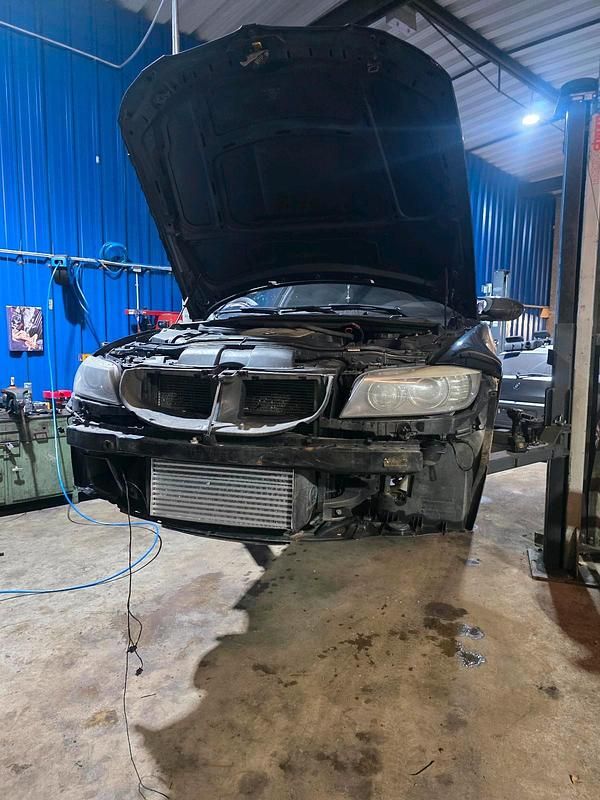 Second-hand BMW 335 450 CP (330 kW) 2010 Negru Break