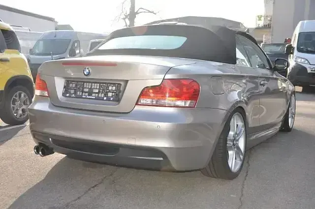 Gebraucht BMW 135 Cabriolet Efficient Dynamics 306 PS (225 kW) 2010 Kaschmirsilber (metallic) Cabrio