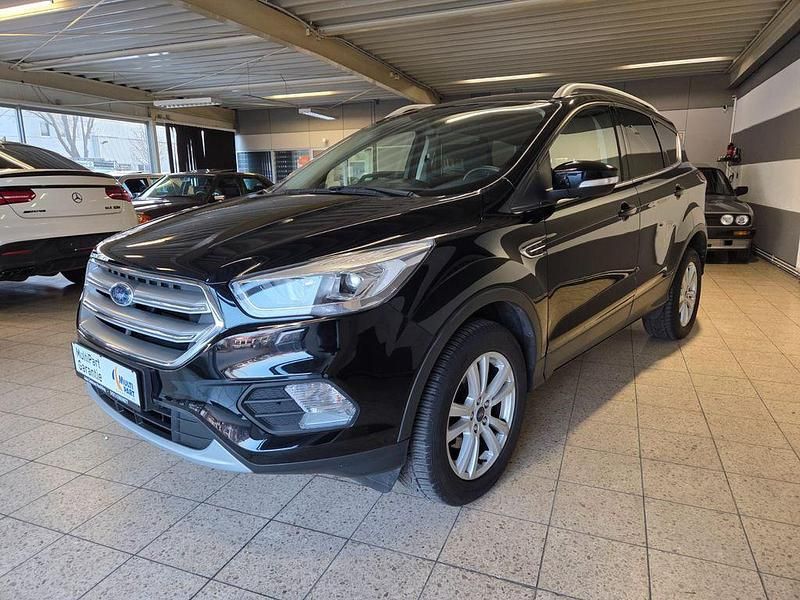 Gebraucht Ford Kuga Cool & Connect 150 PS (110 kW) 2017 Shadow black SUV