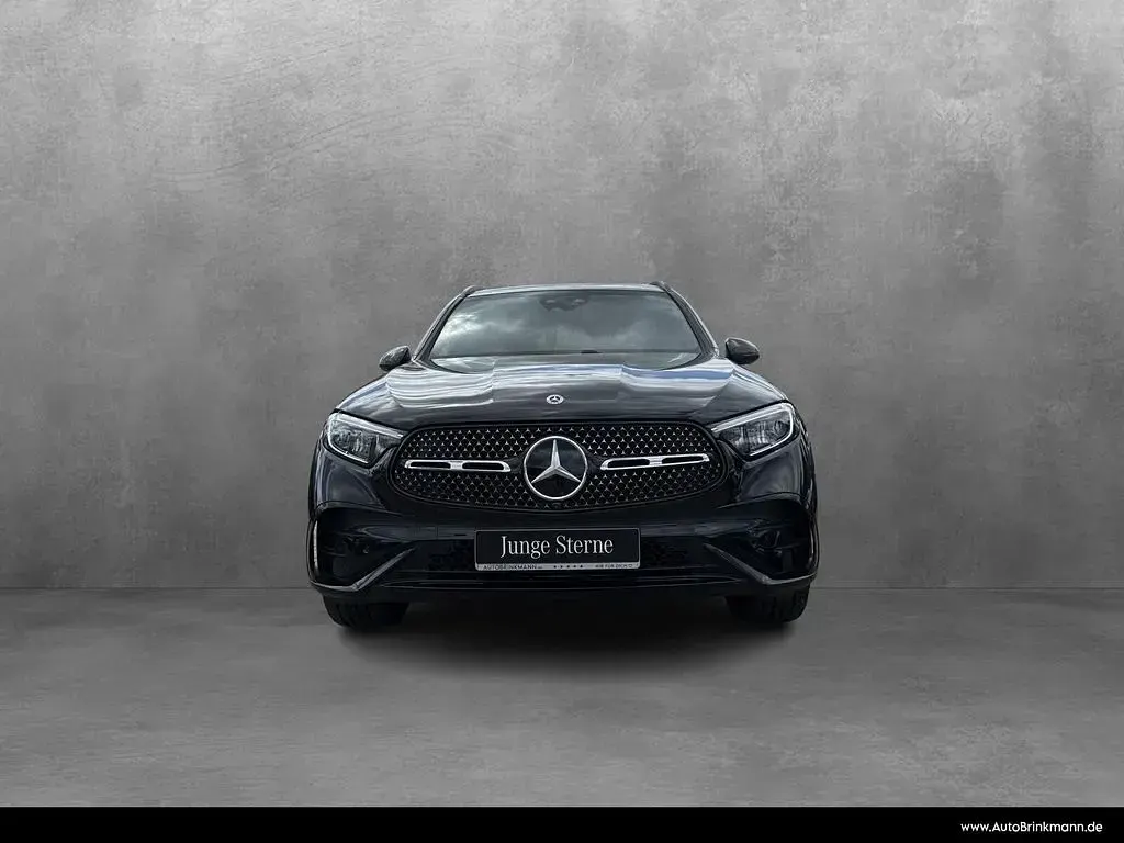 Gebraucht Mercedes GLC300 AMG line 258 PS (189 kW) 2026 Lack obsidianschwarz SUV