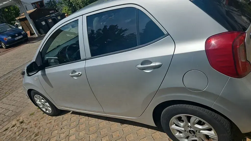 Gebraucht Kia Picanto Edition 7 84 PS (61 kW) 2018 Grau Kleinwagen