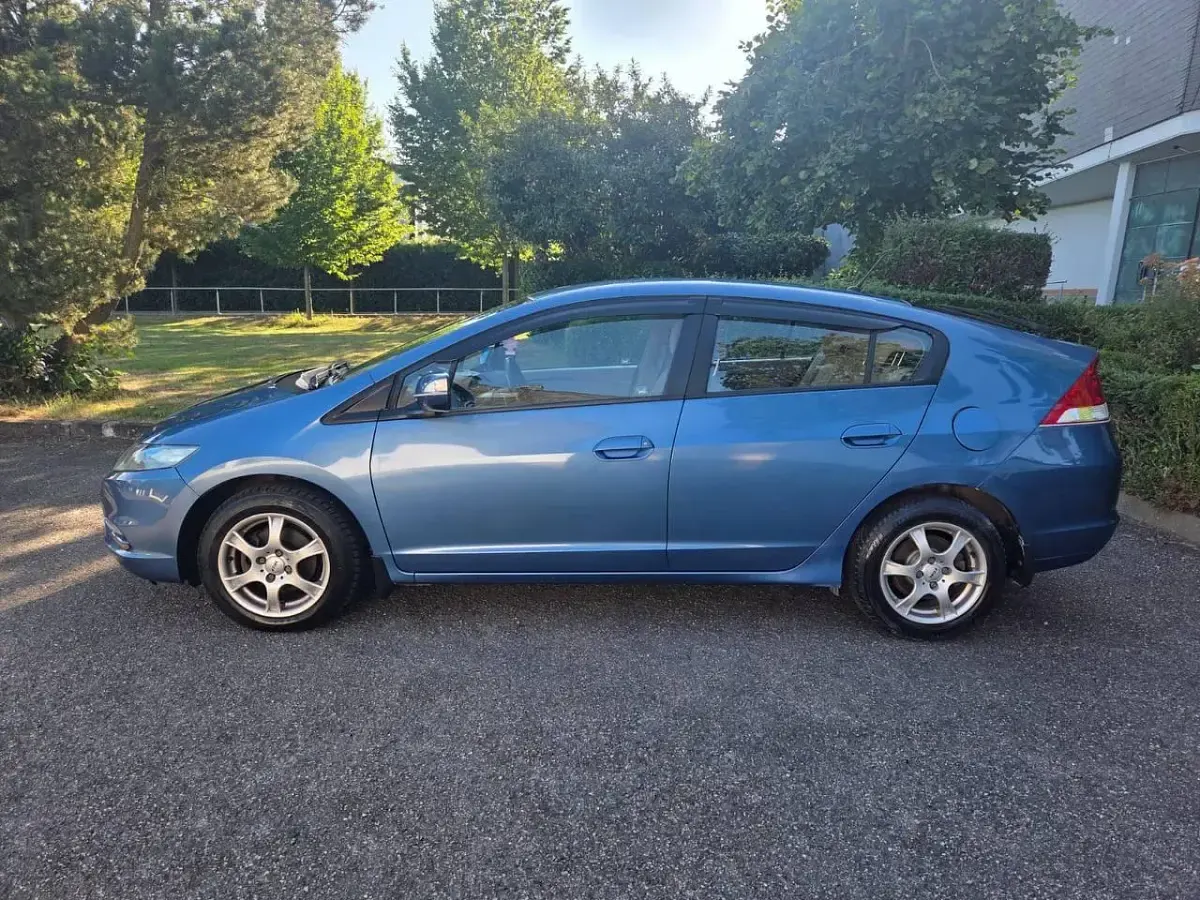 Gebraucht Honda Insight Hybrid 88 PS (64 kW) 2009 Blau Kleinwagen