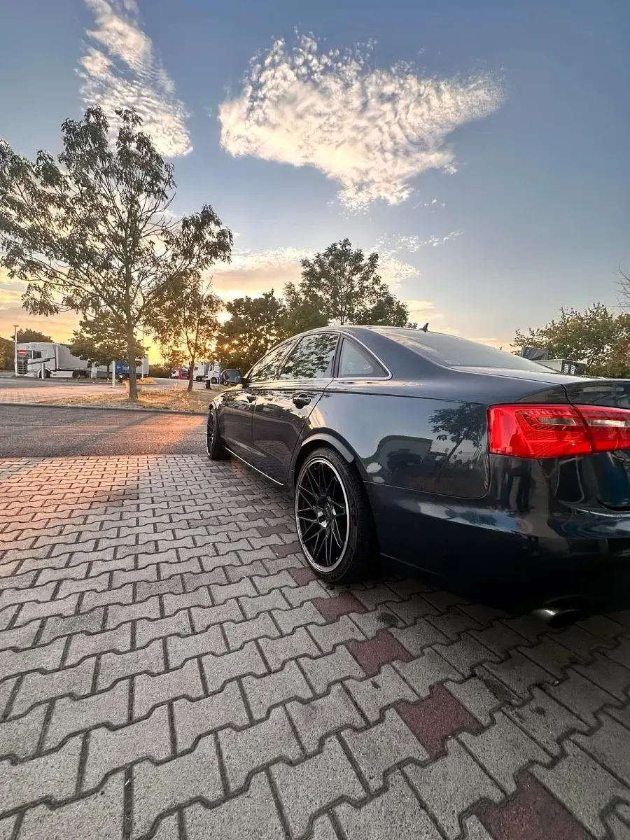 Gebraucht Audi A6 Comfort 204 PS (150 kW) 2011 Andere farben Limousine