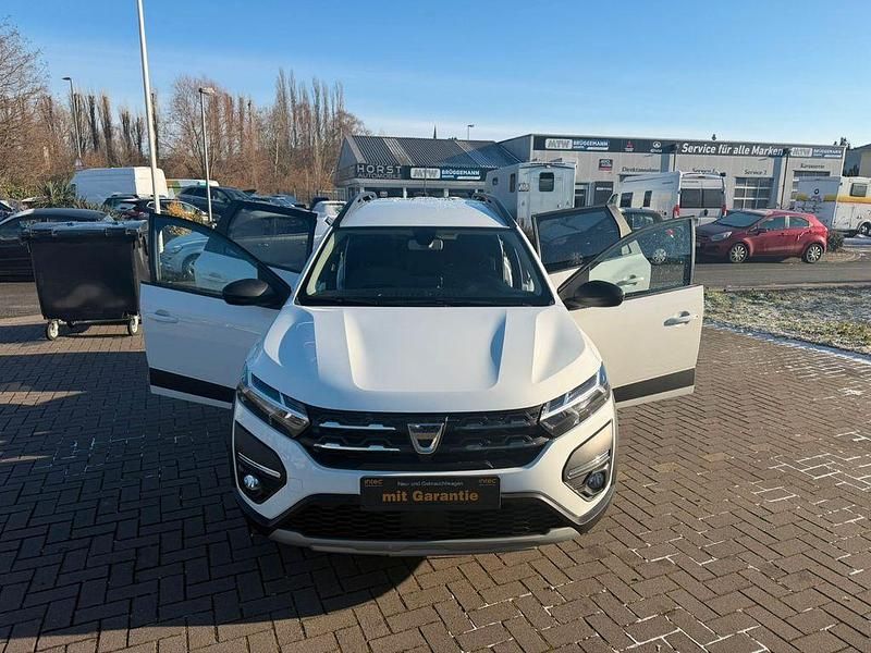 Gebraucht 2022 Dacia Jogger Comfort Van / Kleinbus | 12.550 € (Superpreis) - Bild 1/4