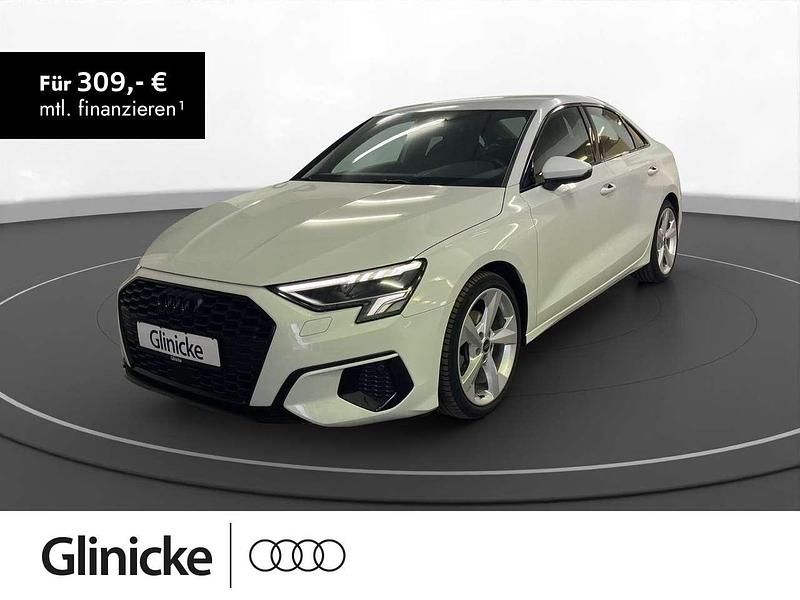 Gletscherweiß metallic Gebraucht 2022 Audi A3 Ambiente Limousine | 28.980 € (Etwas zu teuer) - Bild 1/3