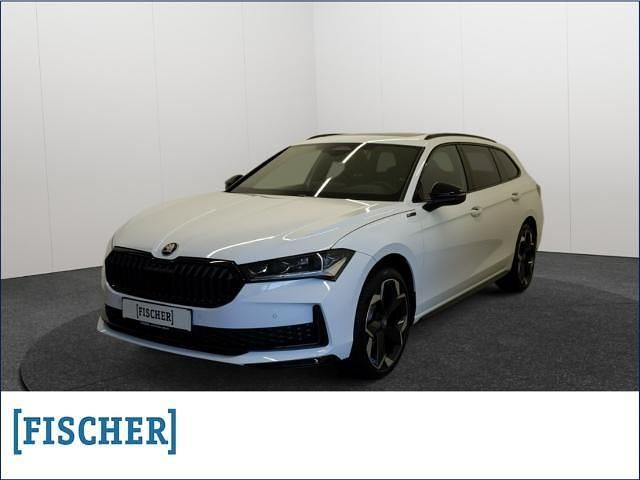 Neu Skoda Superb SportLine 204 PS (150 kW) 2025 Weiss Kombi