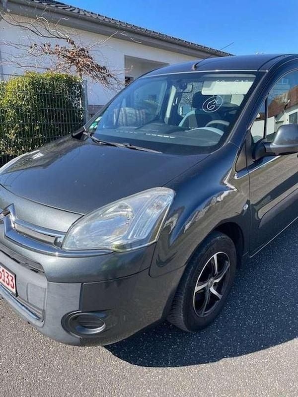 Gebraucht Citroën Berlingo 92 PS (67 kW) 2013 Grau Van / Kleinbus