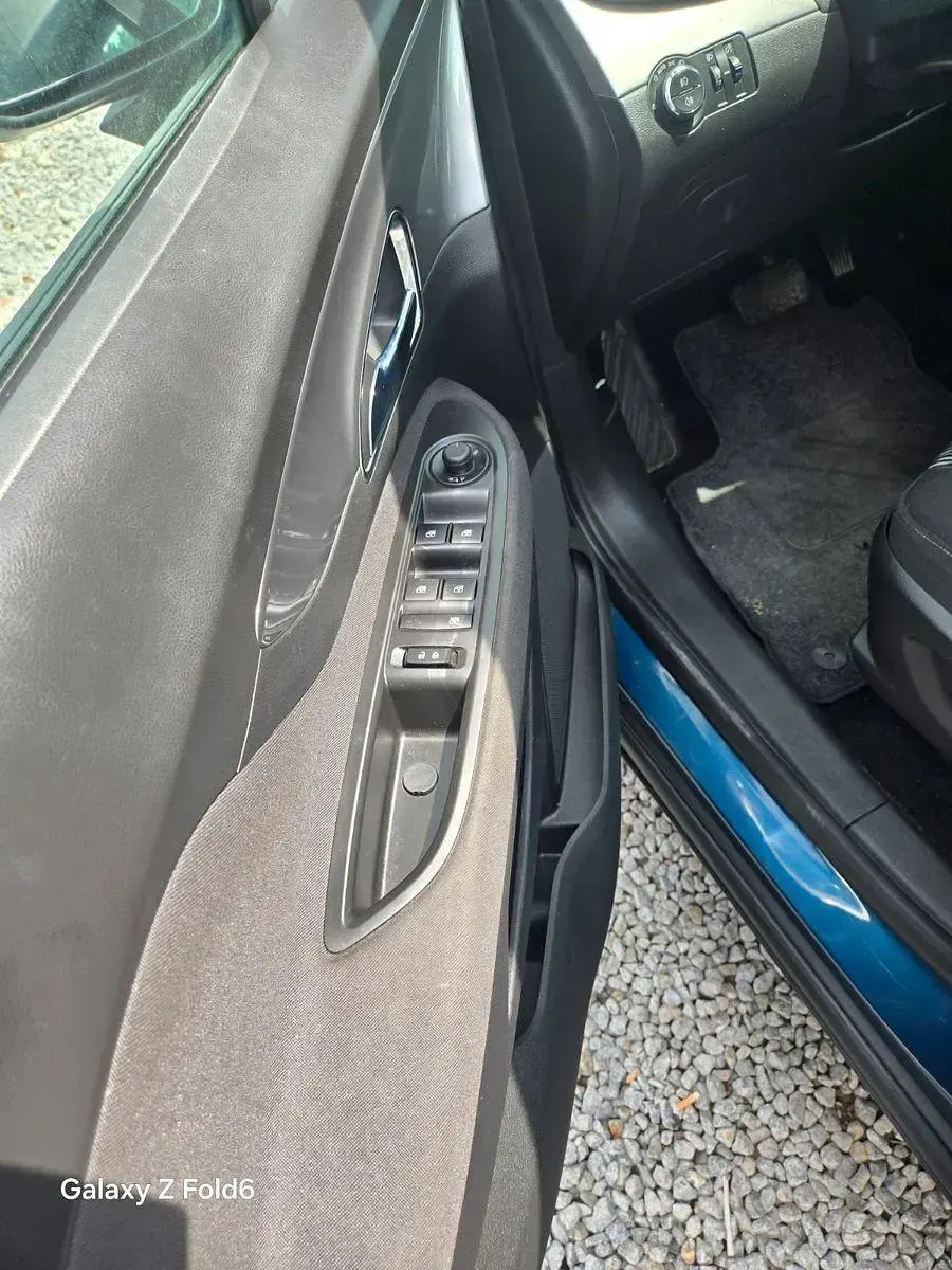 Gebraucht Opel Mokka Edition 136 PS (100 kW) 2015 Blau SUV
