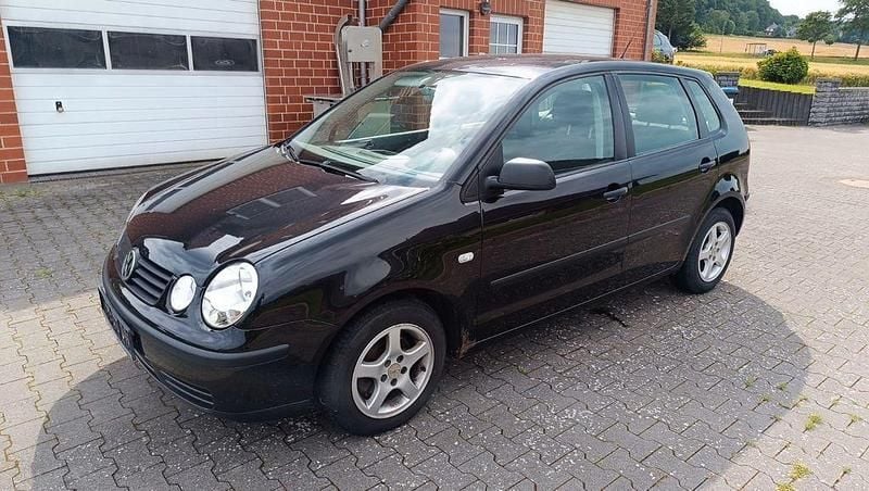 Schwarz Gebraucht 2002 VW Polo Basis Limousine | 850 € (Superpreis) - Bild 1/4