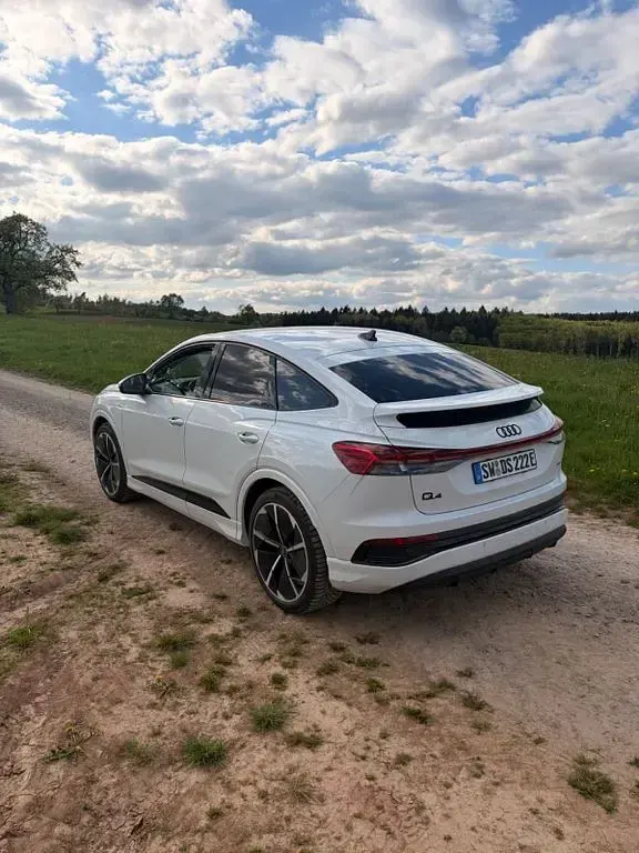 Gebraucht Audi Q4 Sportback e-tron S-Line 250 kW (340 PS) 2024 Weiß SUV