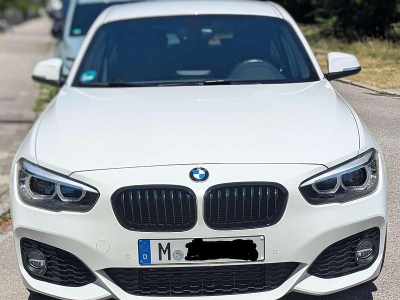 Weiß Gebraucht 2018 BMW 118 M Sport Kleinwagen | 18.900 € (Fairer Preis) - Bild 1/4