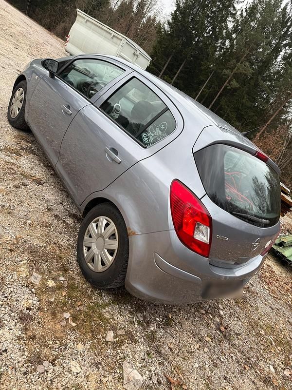 Gebraucht Opel Corsa 80 PS (58 kW) 2008 Grau Kleinwagen