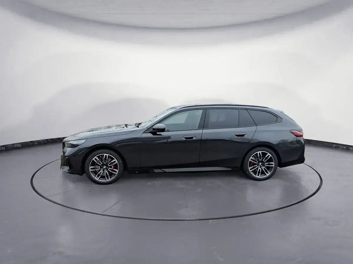 Używany BMW 520 M Sport 197 KM (144 kW) 2026 Kombi