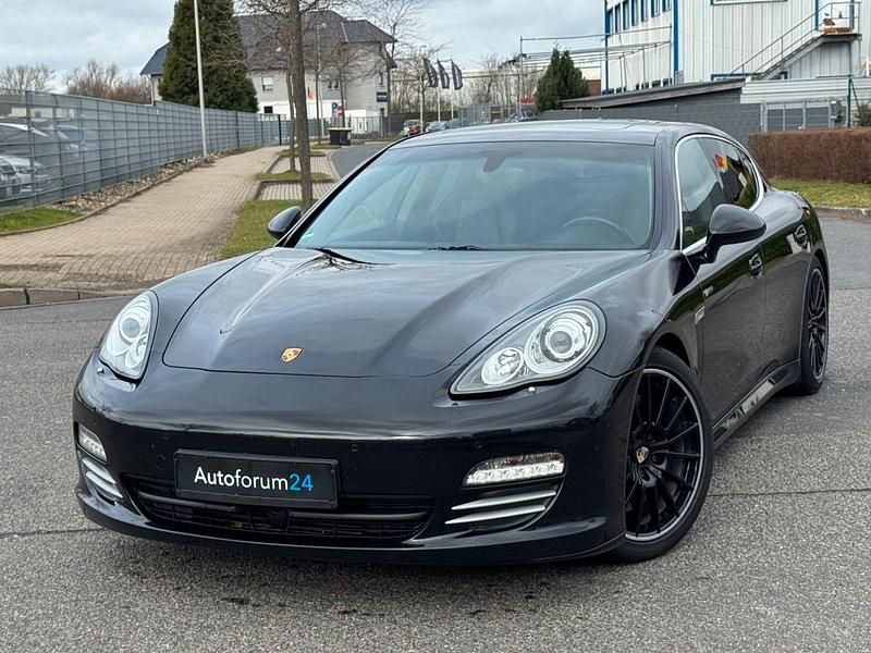 Gebraucht Porsche Panamera 4S 400 PS (294 kW) 2012 Schwarz Limousine
