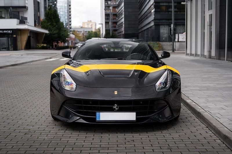 Gebraucht Ferrari F12 741 PS (545 kW) 2015 Schwarz
