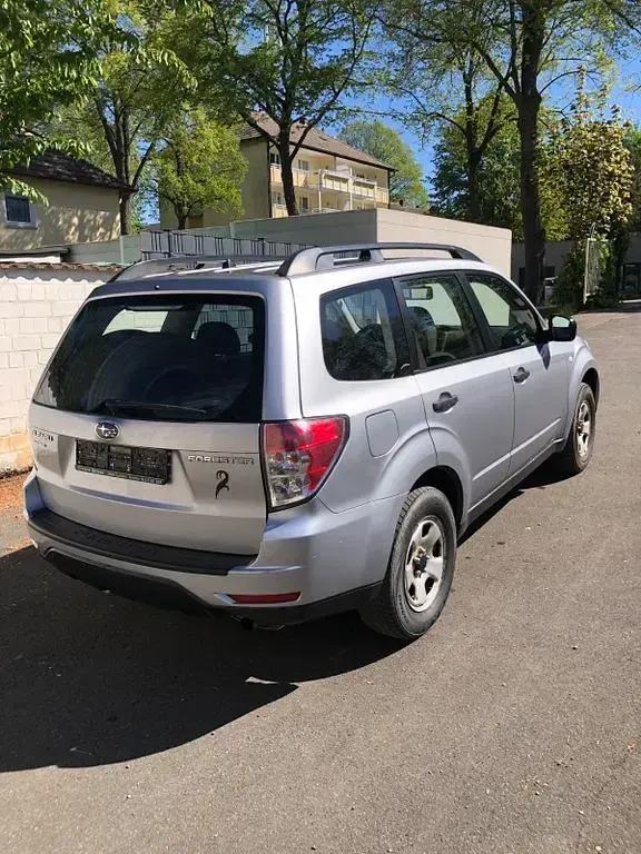 Second-hand Subaru Forester 150 CP (110 kW) 2012 Argintiu SUV