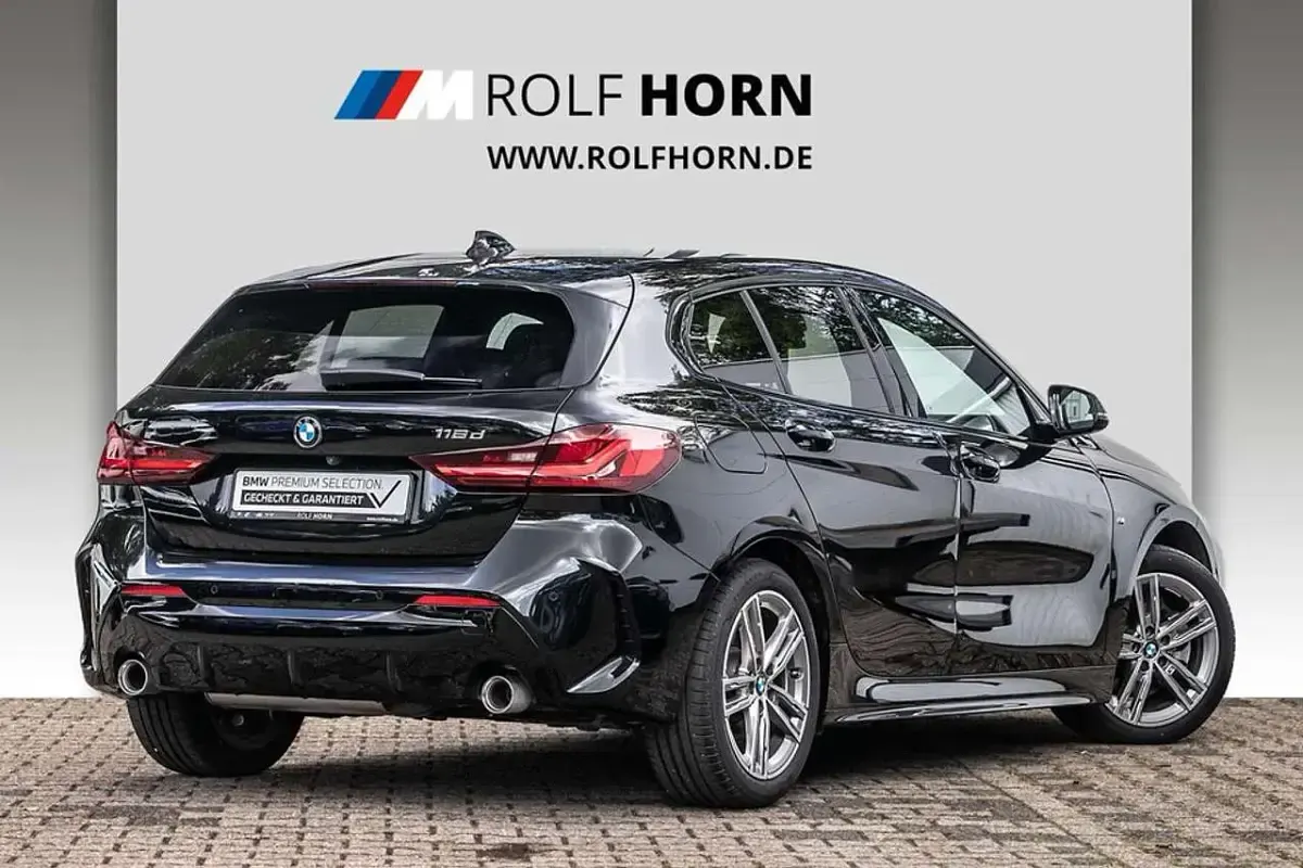 Gebraucht BMW 118 M Sport 150 PS (110 kW) 2024 Black sapphire metallic Kleinwagen