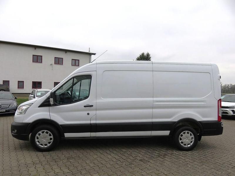 Gebraucht Ford Transit 131 PS (96 kW) 2021 Weiß Limousine