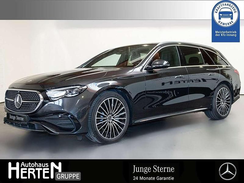 Graphitgrau Gebraucht 2023 Mercedes E220 AMG Kombi | 62.890 € - Bild 1/4