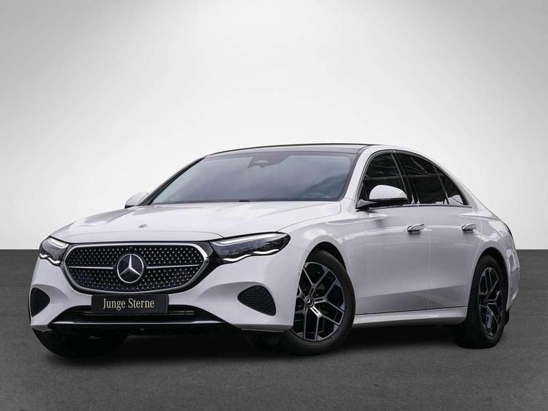 Gebraucht Mercedes E220 Avantgarde 197 PS (144 kW) 2025 Weiss unilack polarweiß uni Limousine