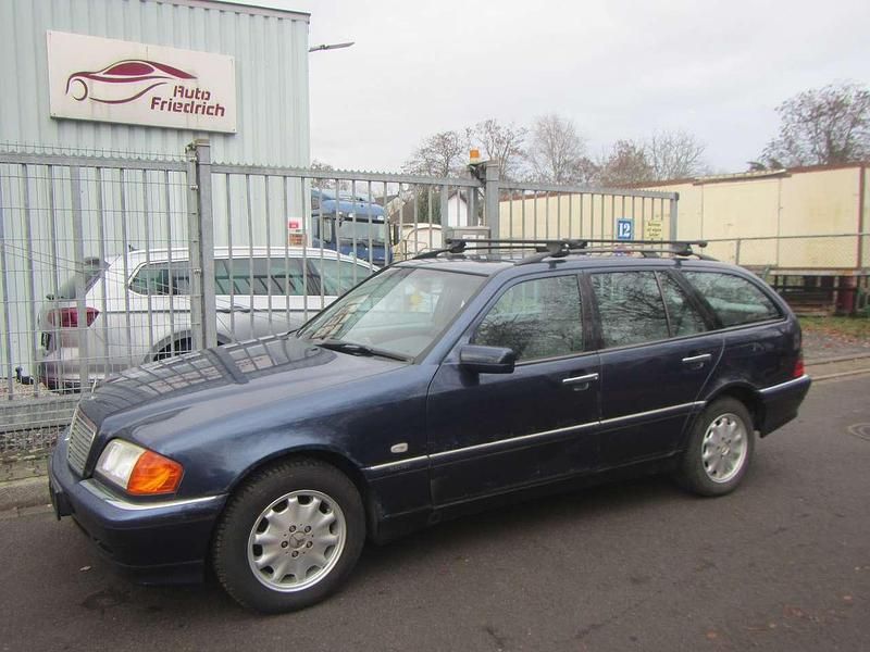 Blau Gebraucht 1998 Mercedes C180 Elegance Kombi | 1.999 € (Fairer Preis) - Bild 1/4