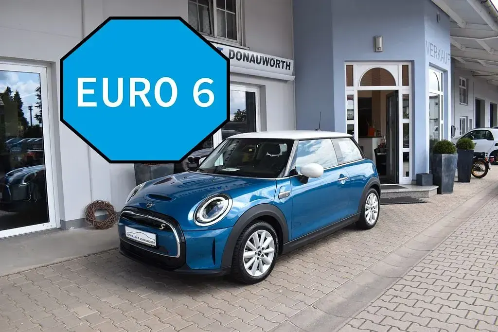 Gebraucht Mini Cooper SE Classic 135 kW (184 PS) 2022 Blau Kleinwagen