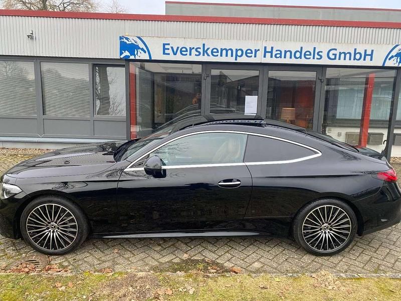 Gebraucht Mercedes CLE220 Advanced Plus 197 PS (144 kW) 2024 Schwarz Coupé