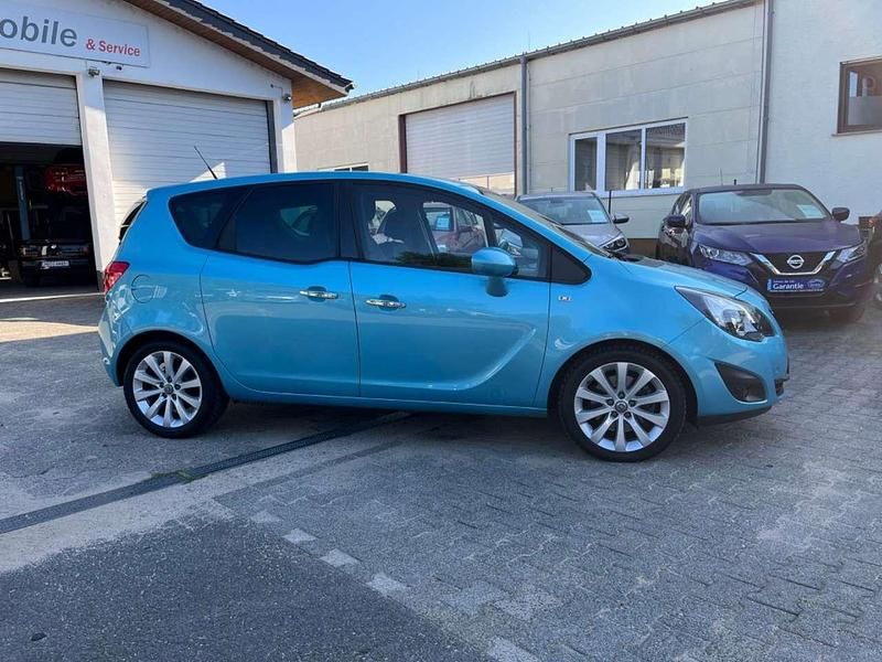 Gebraucht Opel Meriva 101 PS (74 kW) 2010 Aquamarin mi2 Van / Kleinbus