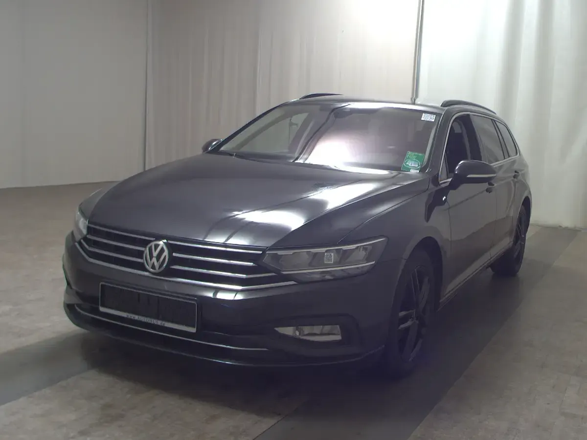 Gebraucht VW Passat Business 200 PS (147 kW) 2020 Grau Kombi