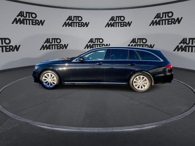 Gebraucht Mercedes E250 Avantgarde 211 PS (155 kW) 2016 Obsidianschwarz  metalliclack Kombi