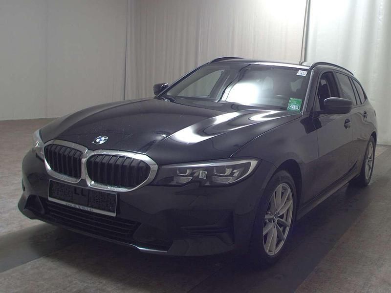 Gebraucht BMW 320 Advantage 190 PS (139 kW) 2019 Schwarz Kombi