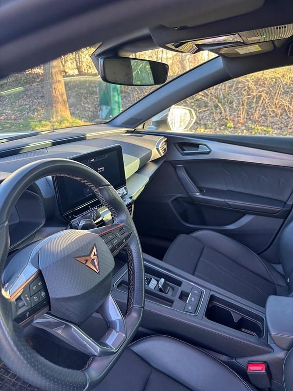 Gebraucht Cupra Leon 150 PS (110 kW) 2024 Weiß Kombi