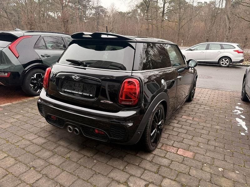 Gebraucht Mini John Cooper Works 231 PS (169 kW) 2018 Schwarz Kleinwagen