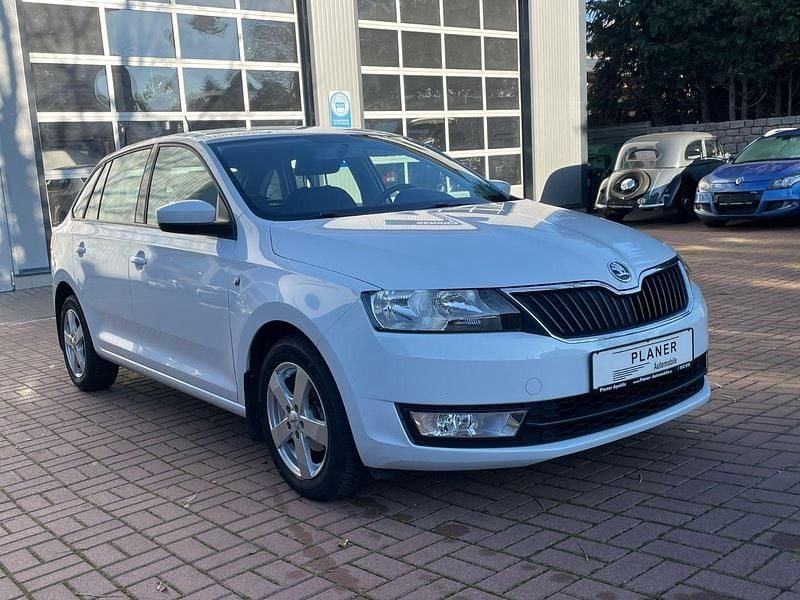 Gebraucht Skoda Rapid Ambition 86 PS (63 kW) 2014 Weiß Kleinwagen