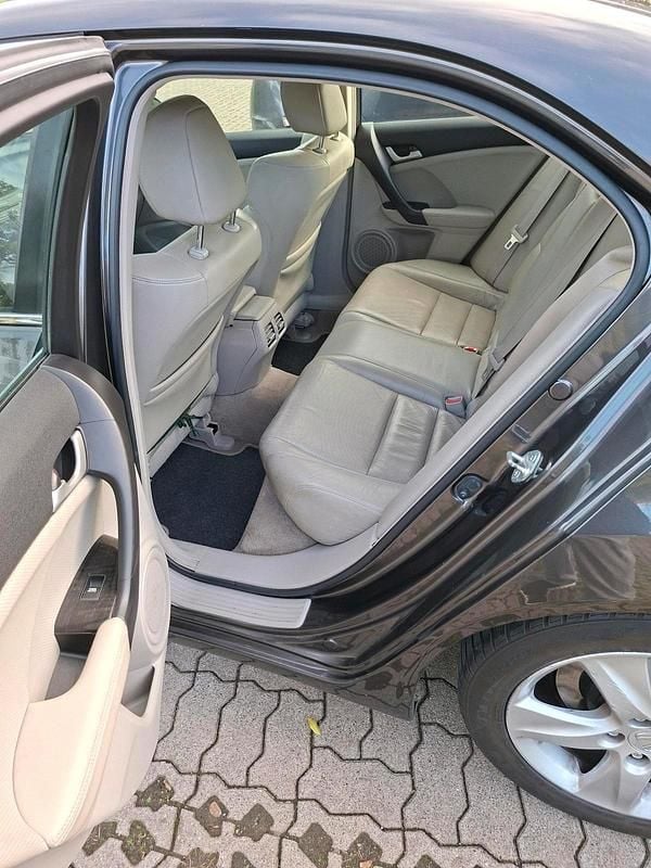 Gebraucht Honda Accord 150 PS (110 kW) 2008 Grau Limousine